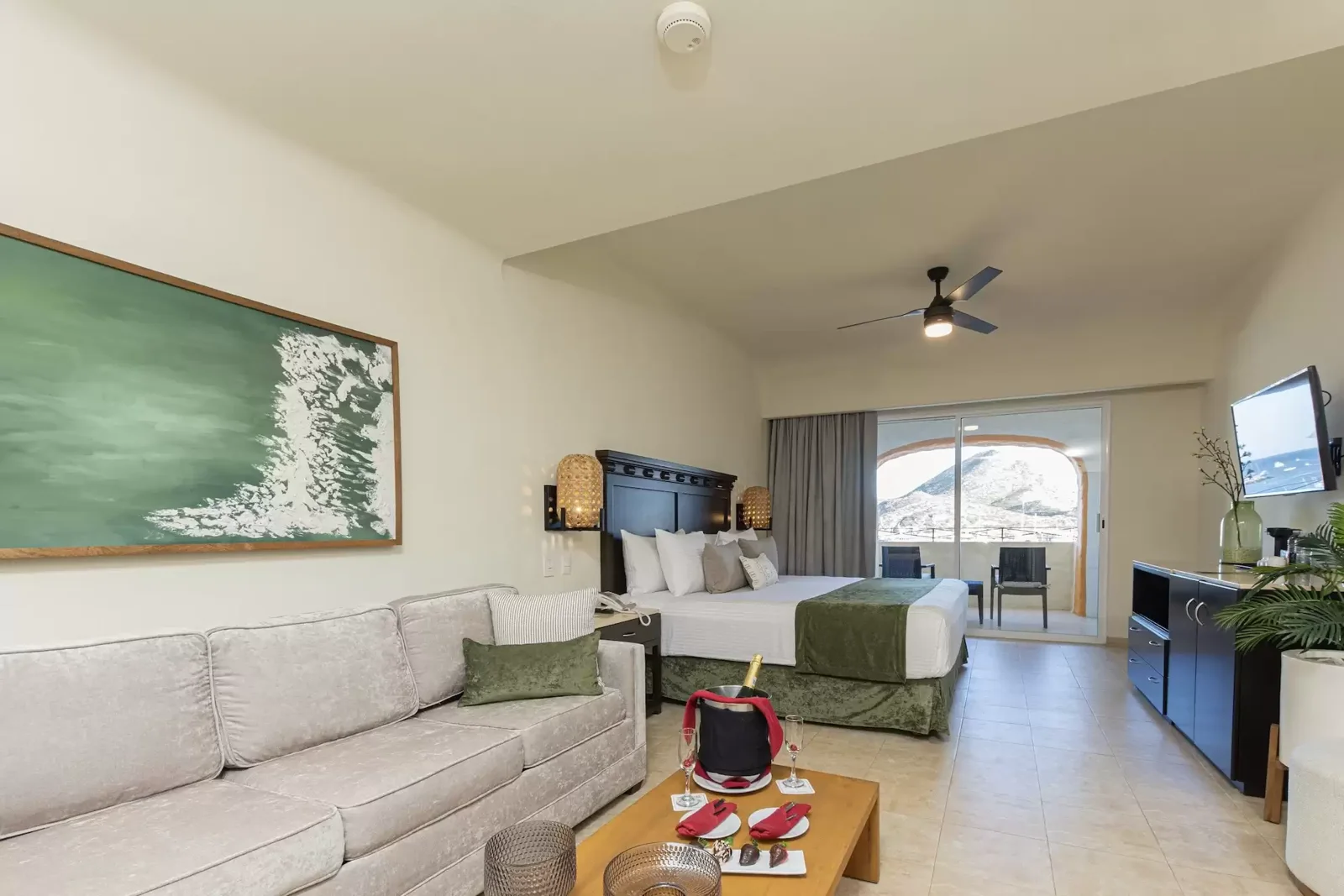 Hotel Tesoro Los Cabos — destination for your private SJD transfer