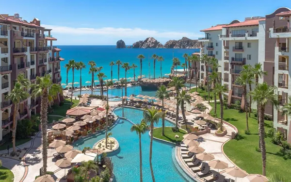 Villa del Arco Beach Resort & Spa — destination for your private SJD transfer