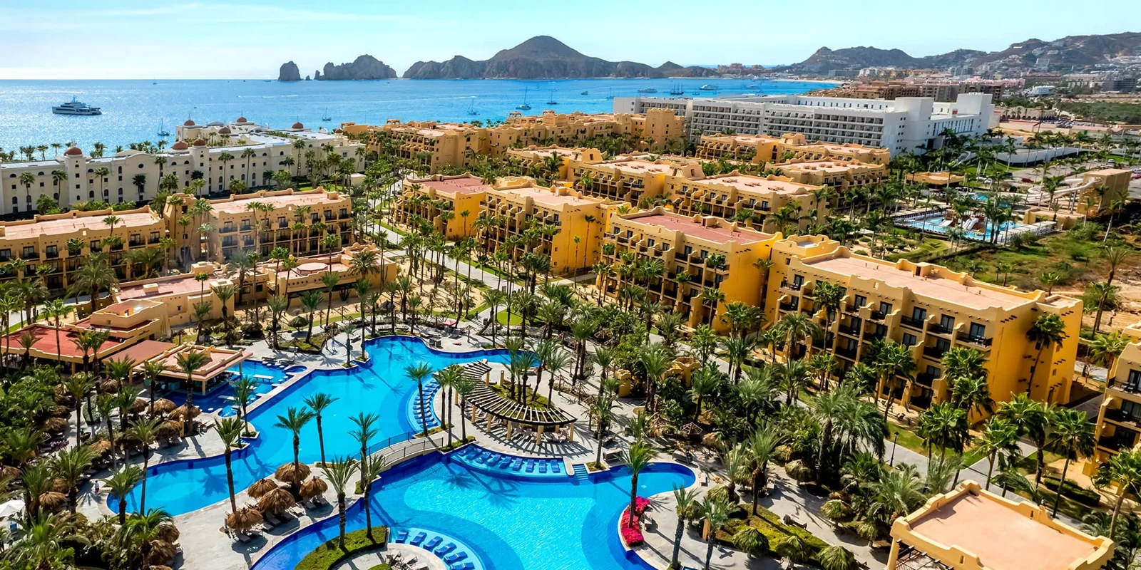 Hotel Riu Santa Fe — destination for your private SJD transfer