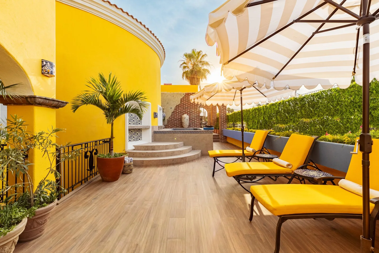 El Encanto Inn — destination for your private SJD transfer